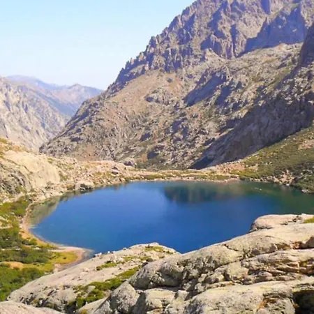 Magnifique Grand 30m2 Refait A Neuf En 2025 Lumineux 4 Couchages Hyper Centre 13 Cours Paoli Wifi Tv Lave Linge * Corte (Corsica)