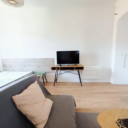 Lejlighed Magnifique Grand 30m2 Refait A Neuf En 2025 Lumineux 4 Couchages Hyper Centre 13 Cours Paoli Wifi Tv Lave Linge *